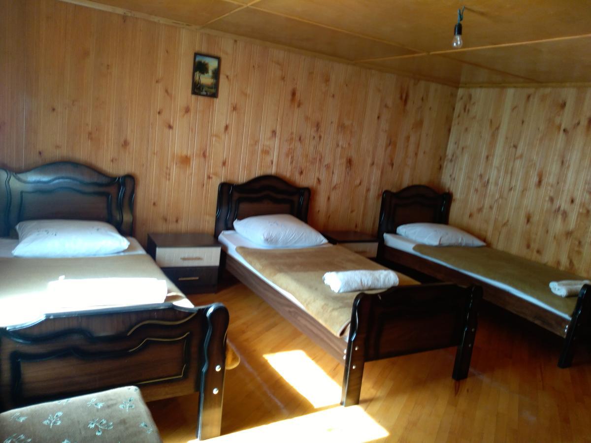 Guest House Anisa Birkiani Kültér fotó