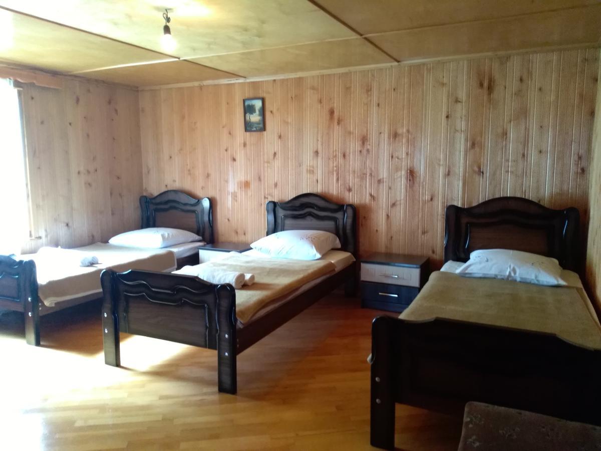 Guest House Anisa Birkiani Kültér fotó